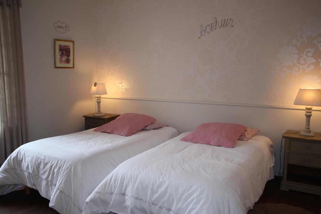 Chambre D'Hotes De L'Abricotier Hotel Saint-Macaire Kamer foto